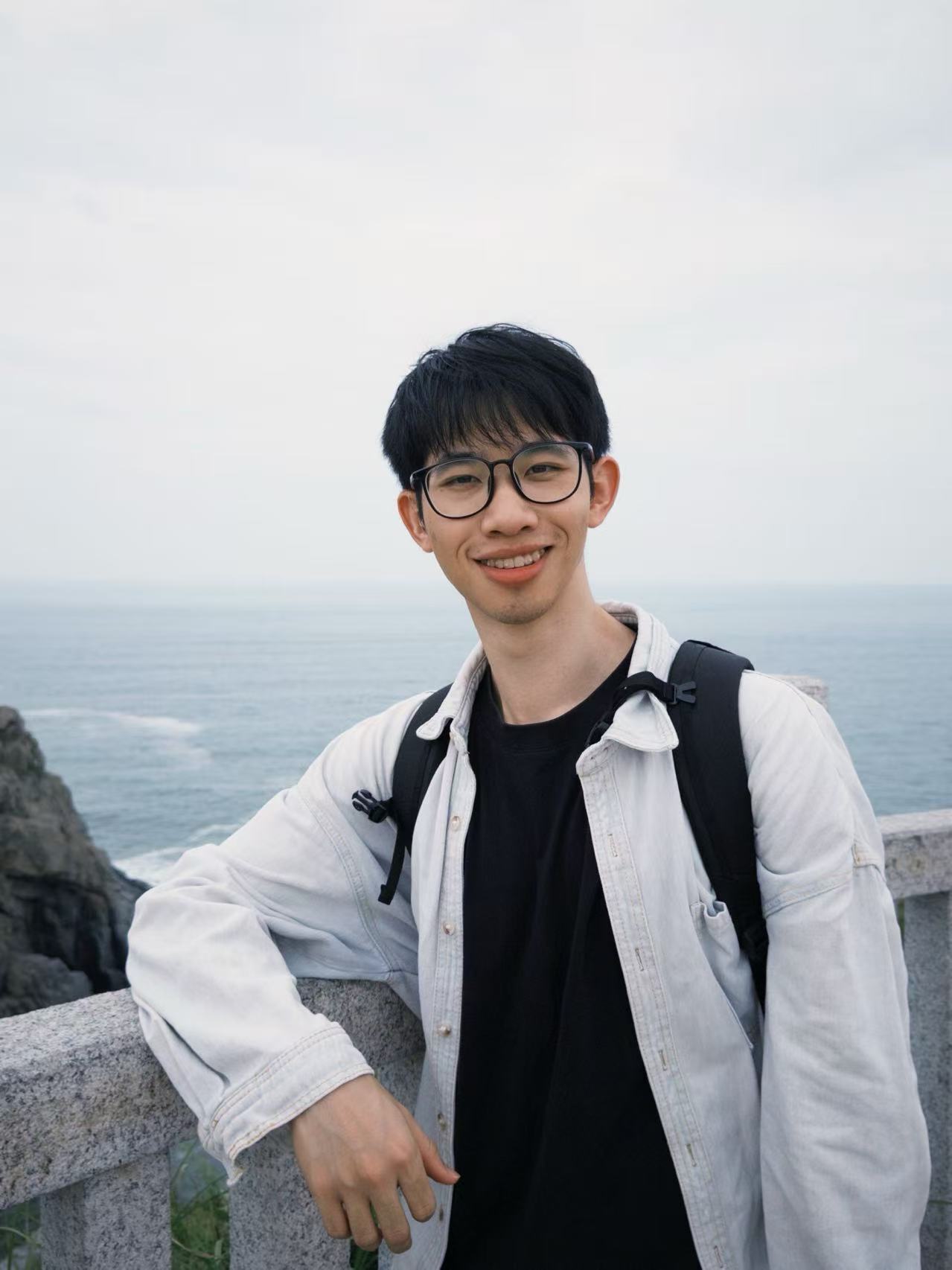 Junhong Huang